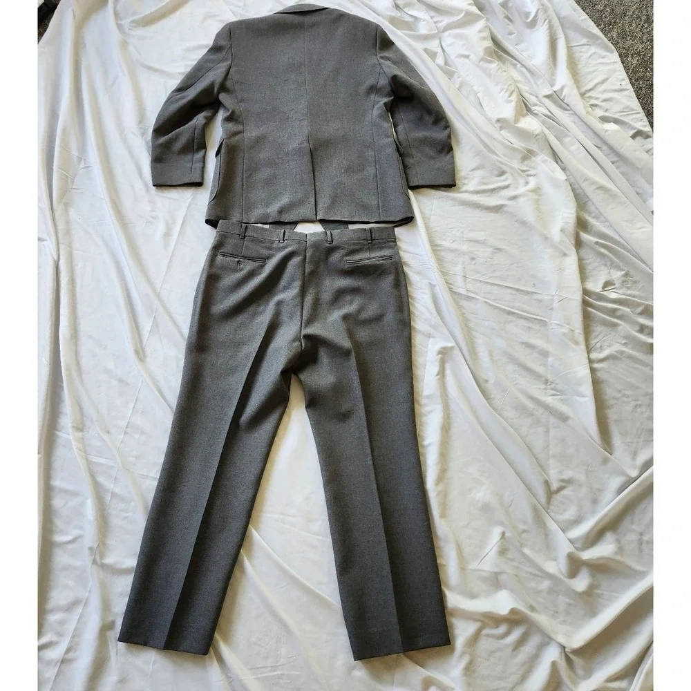 90s‎ Gray Two Button Suit